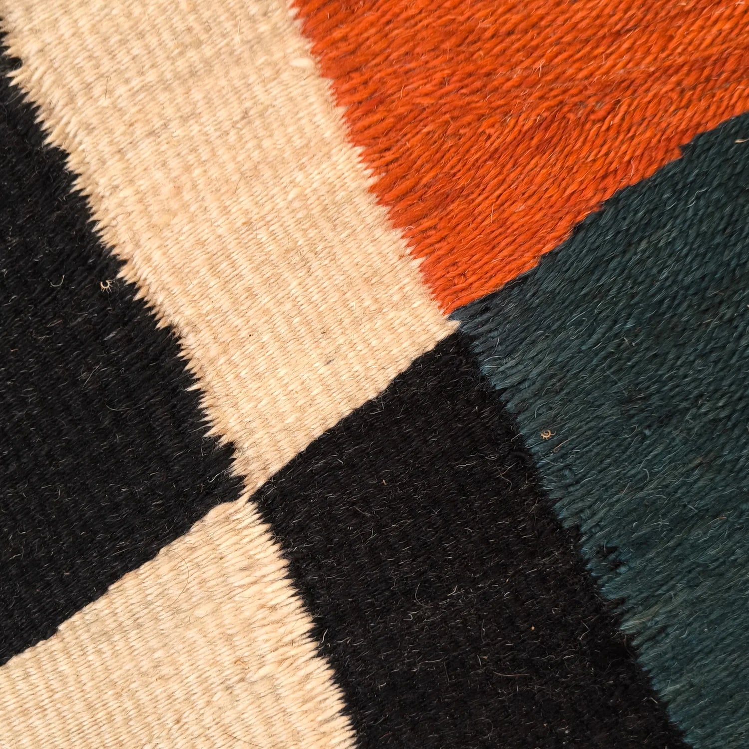 Lisbon El Dokuması Kilim
