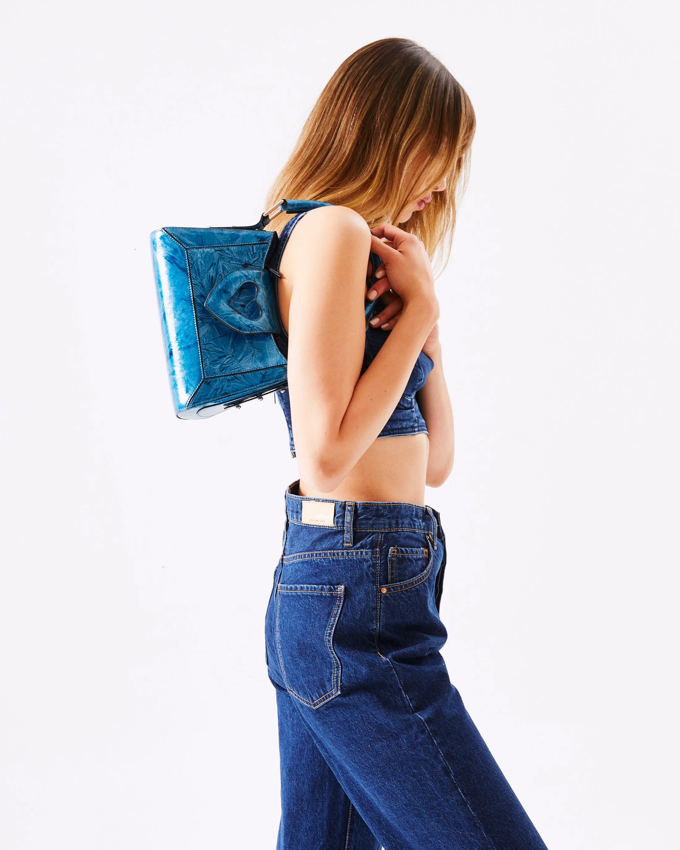 Ashley Crinkle Blue Glossy