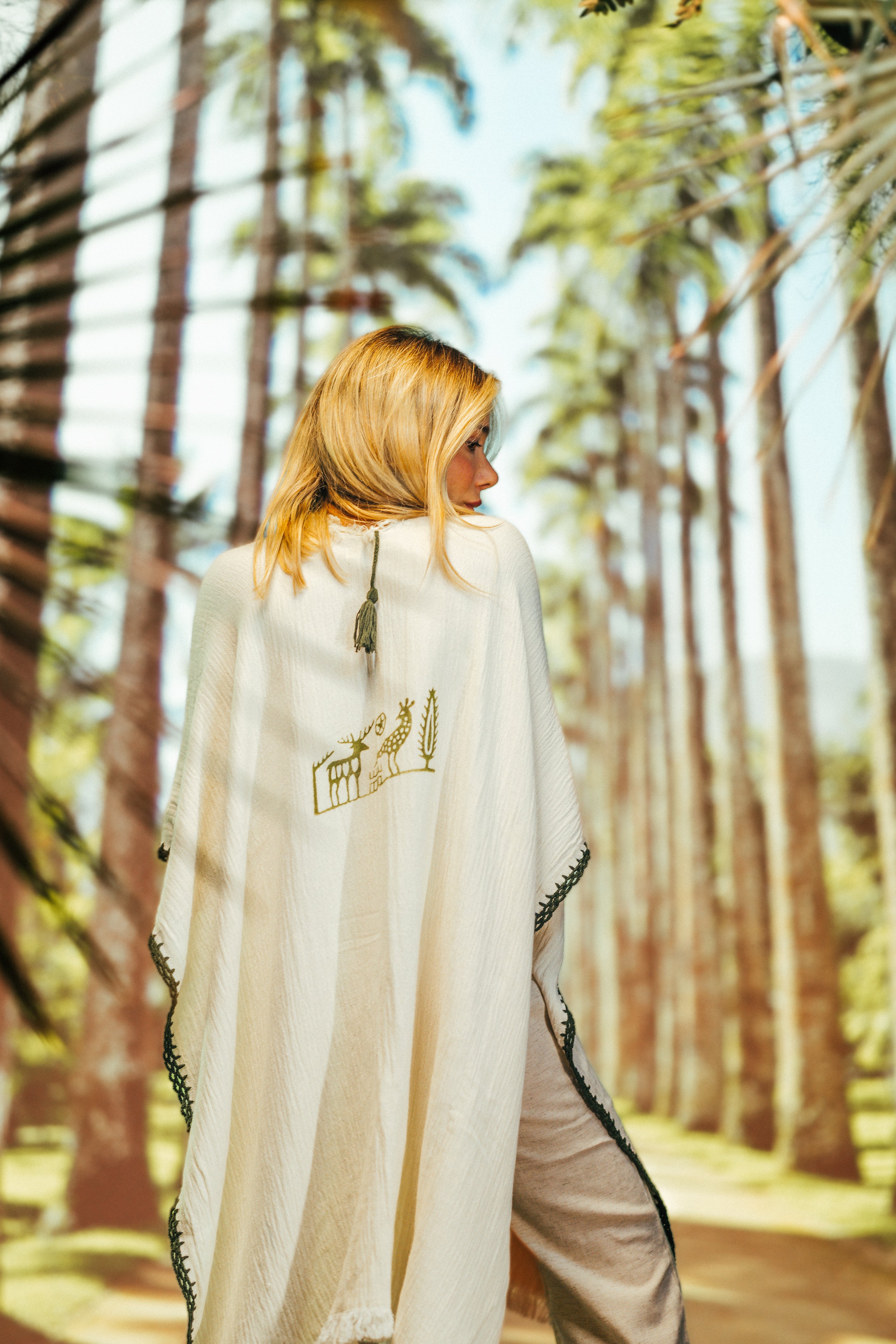HEADWAY PONCHO I