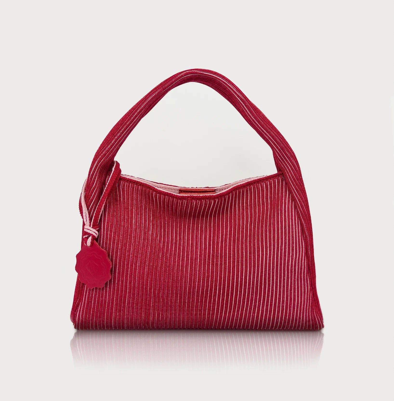 Freya Red Mini