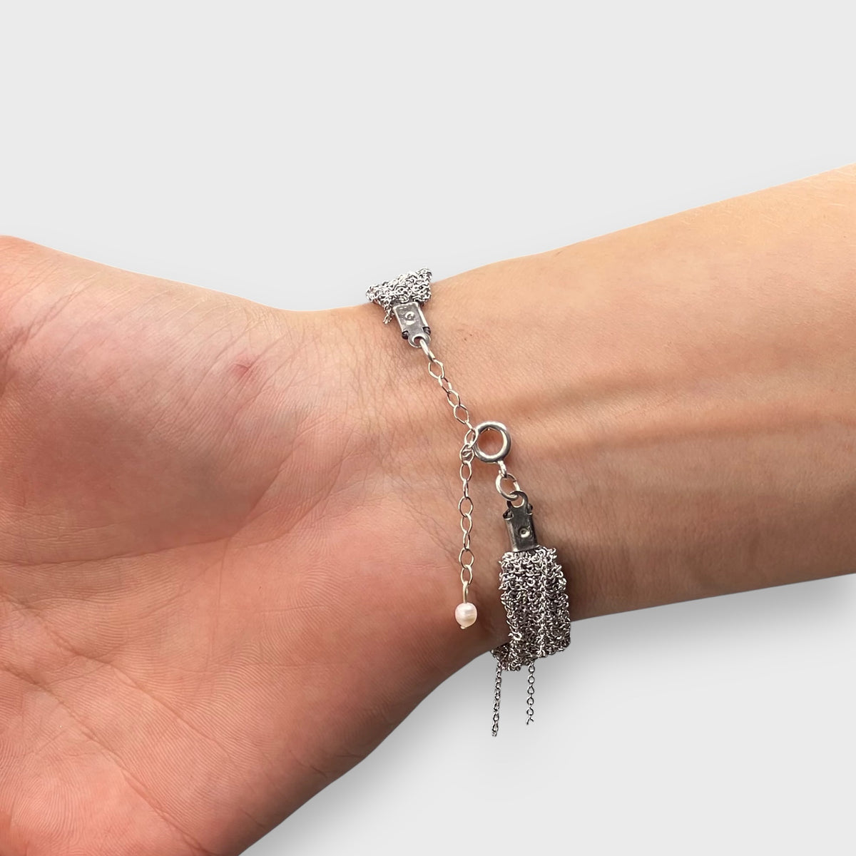 Woven Silver Dokuma Bileklik – M