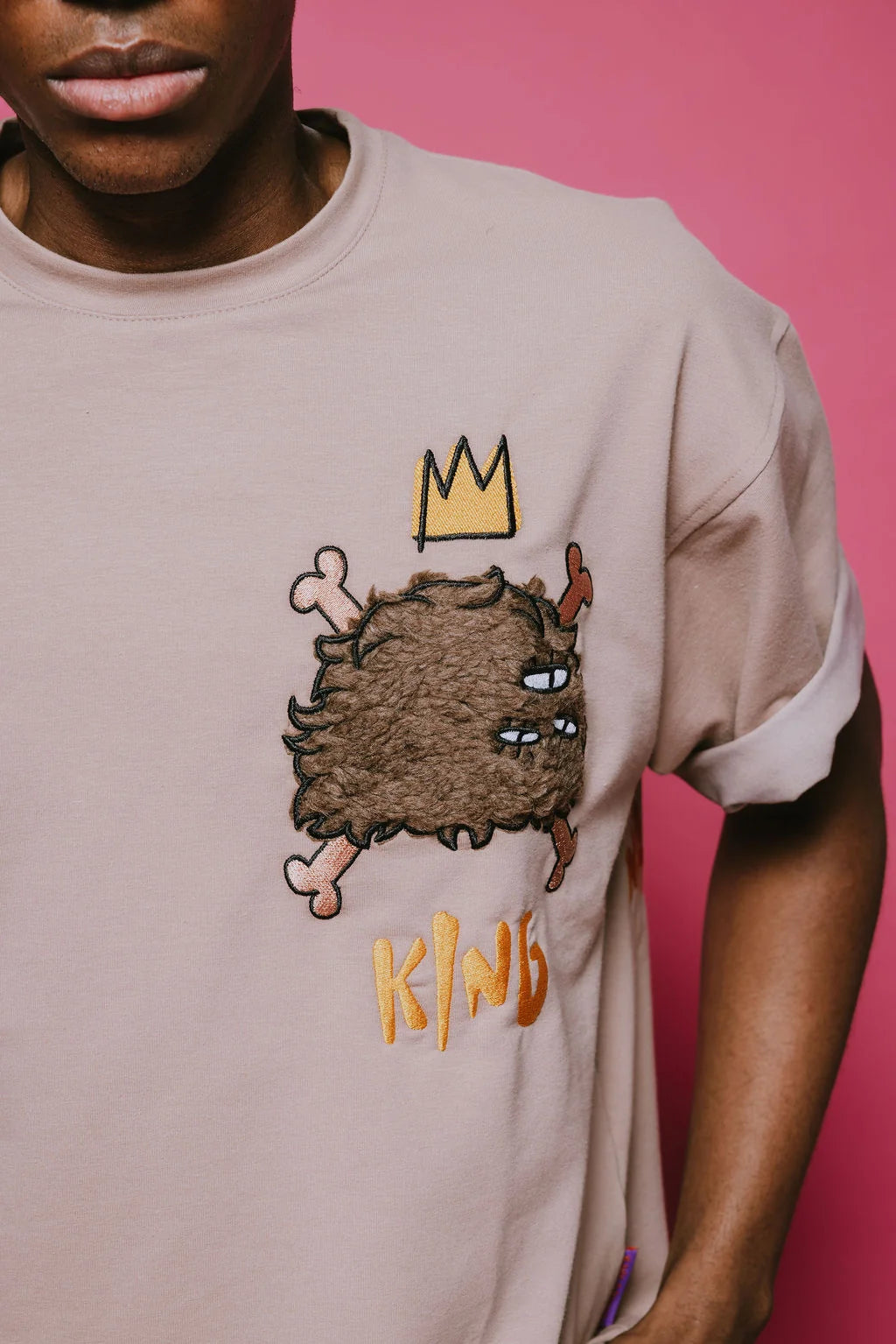 FUR ME NOT UNISEX T-SHIRT / MOCCA