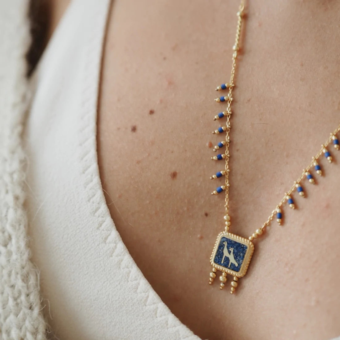 Lapis Turna Kolye