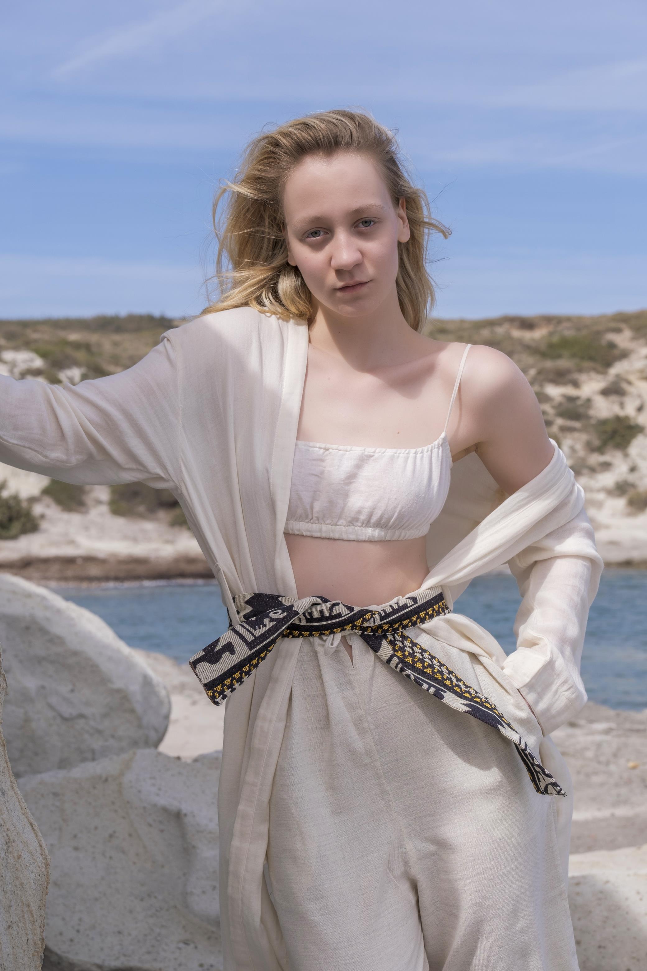 ARHA KAFTAN