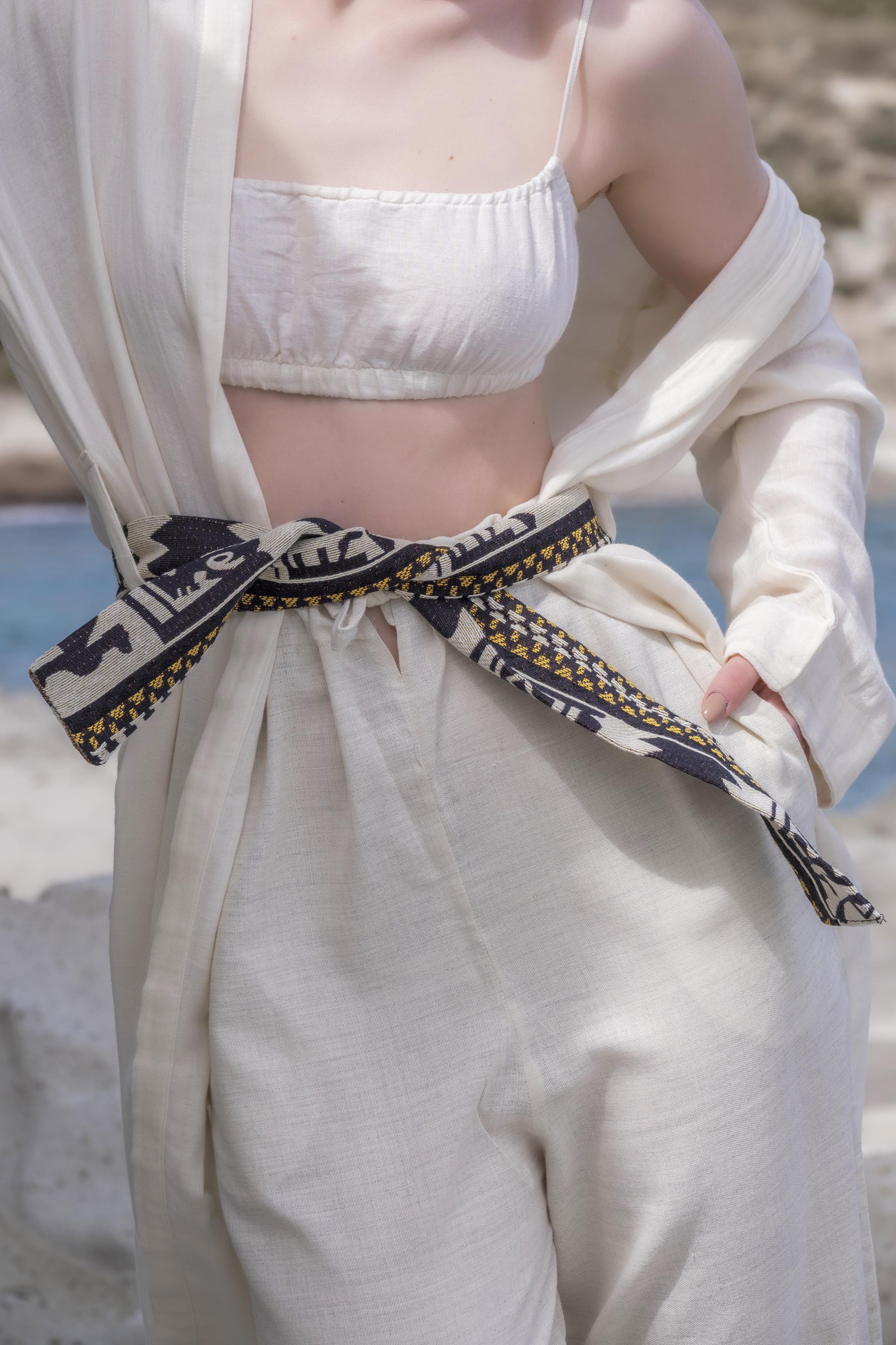 ARHA KAFTAN