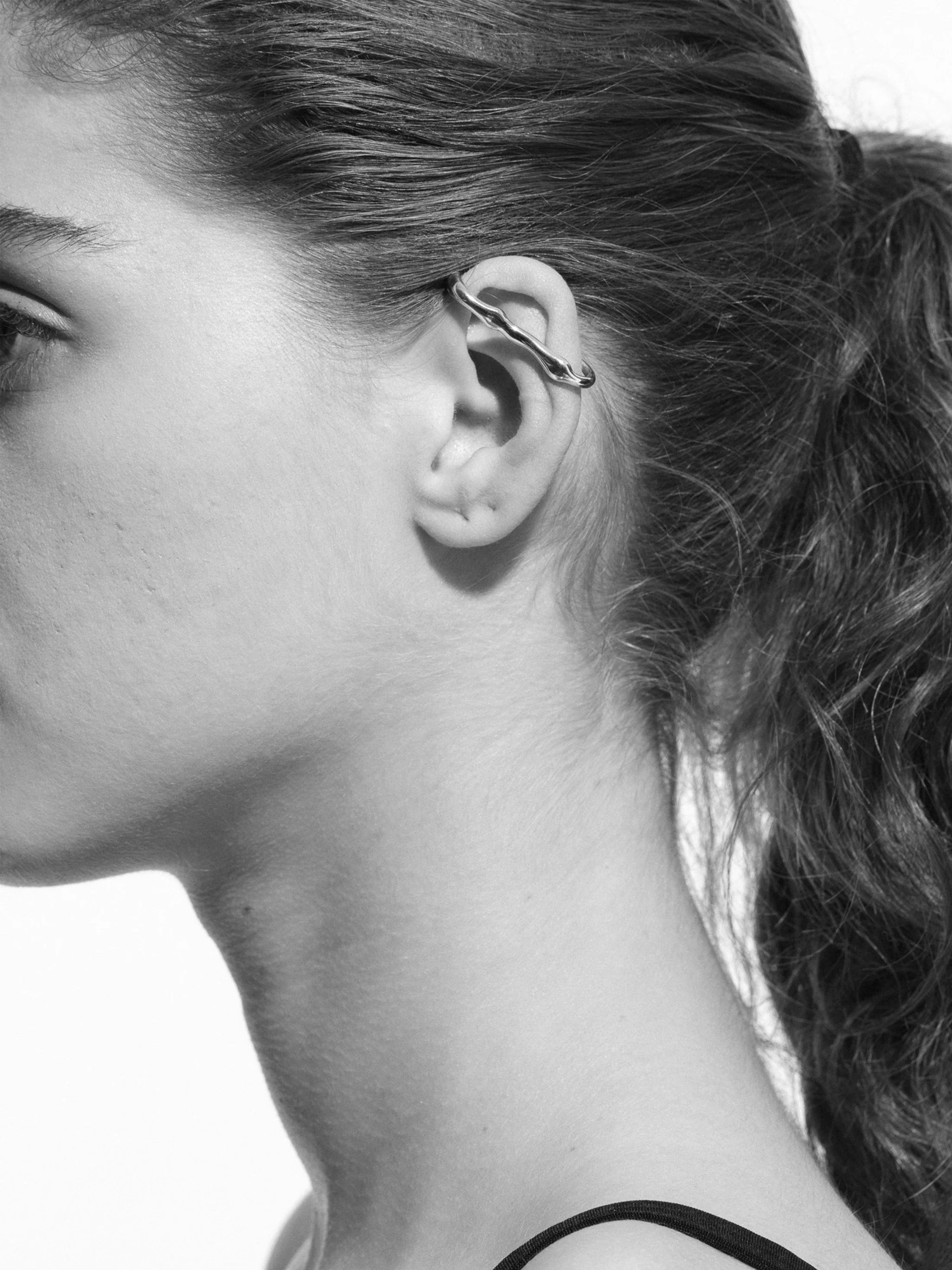 JEEVIKA EAR CUFF SILVER