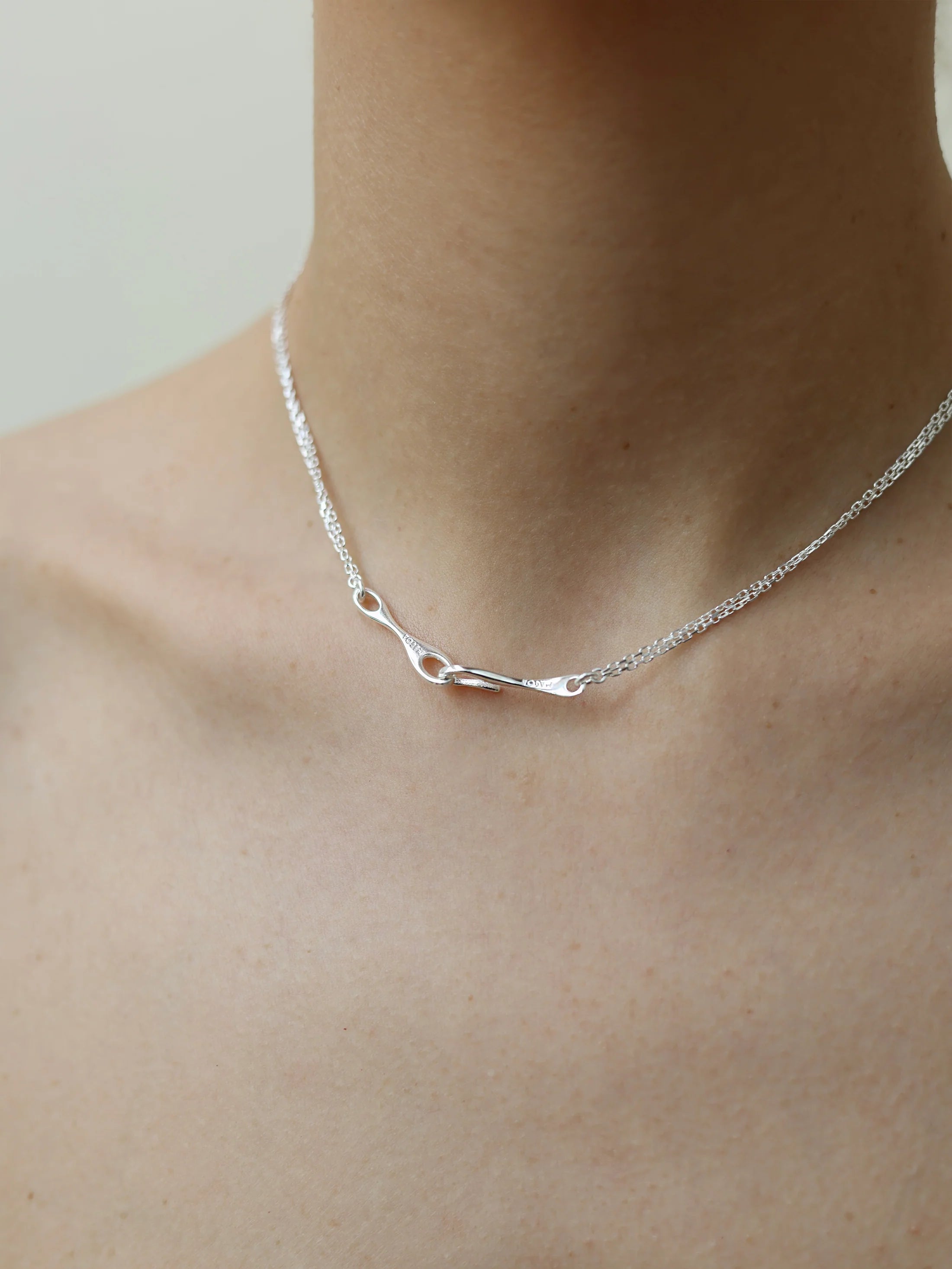 GORDON NECKLACE