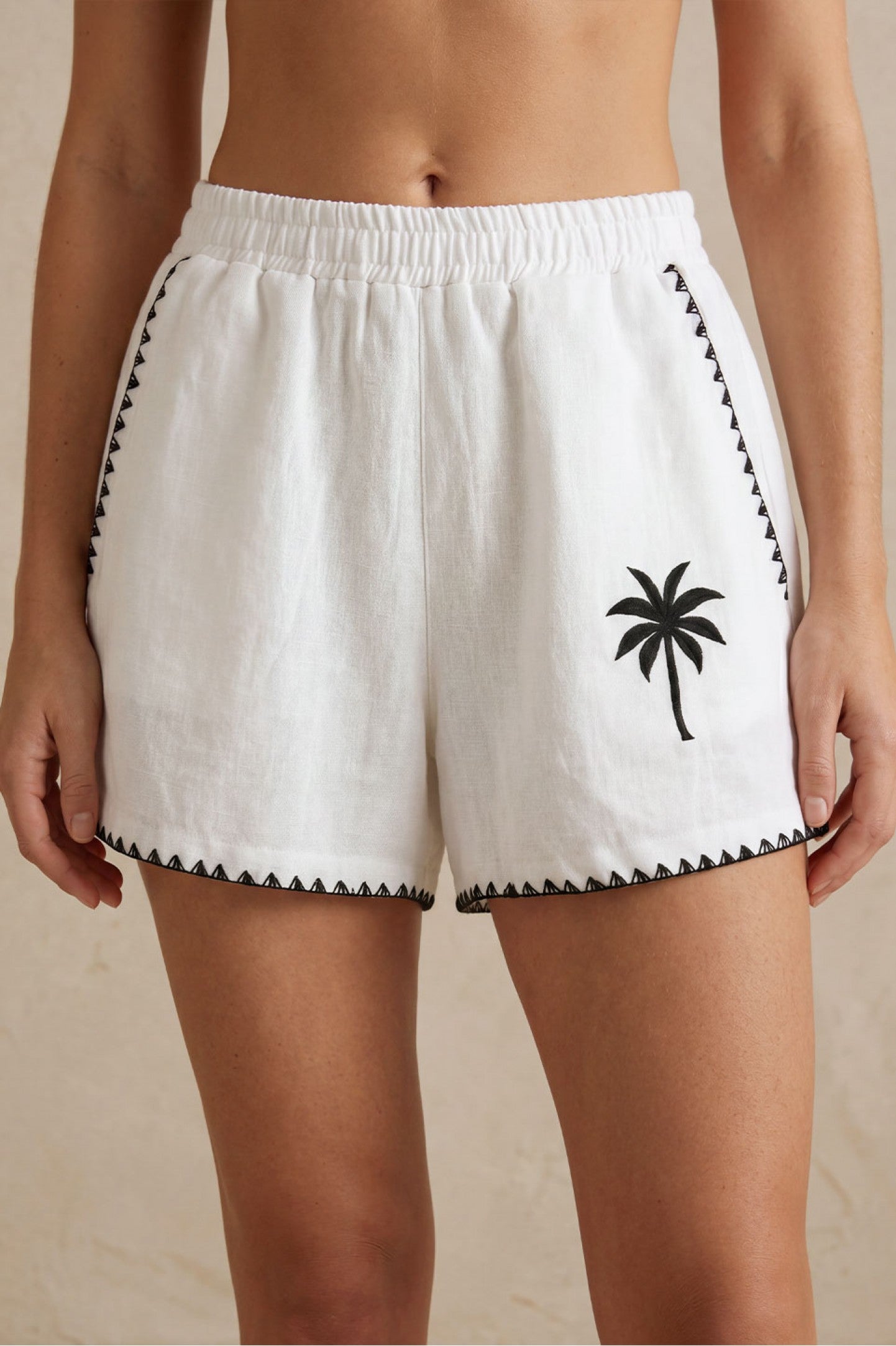 Stella Palm Embroidered Green Şort